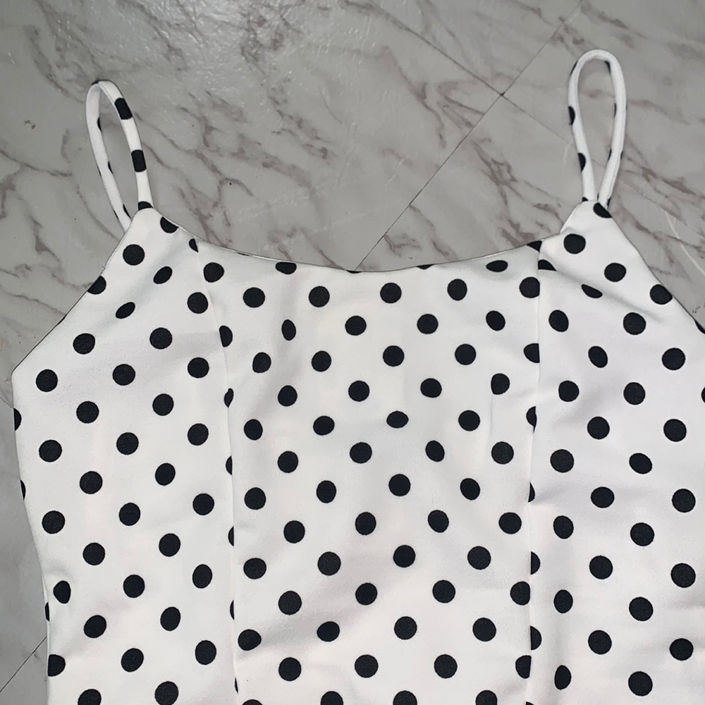 Crop top - Picture 2 of 3